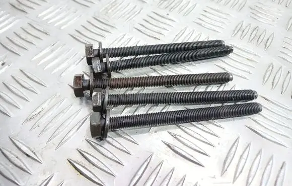 Mini One - Cooper Coupe R56 Cylinder head bolts 