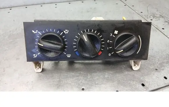 Renault Master II Air conditioning/heating control unit 133761F
