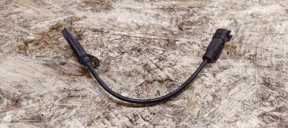 Cadillac SRX ABS brake wheel speed sensor 15921849