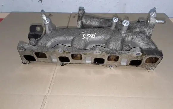 Honda Civic IX Intake manifold D11