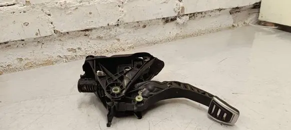 Seat Leon (5F) Clutch pedal 5q1721059 5q1721059cm