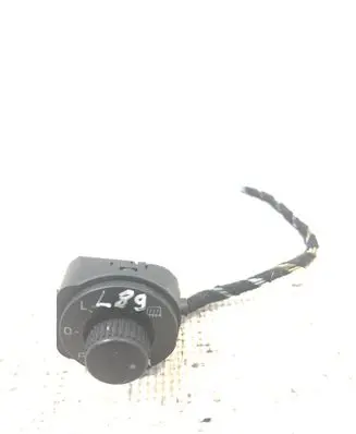 Skoda Fabia Mk2 (5J) Wing mirror switch