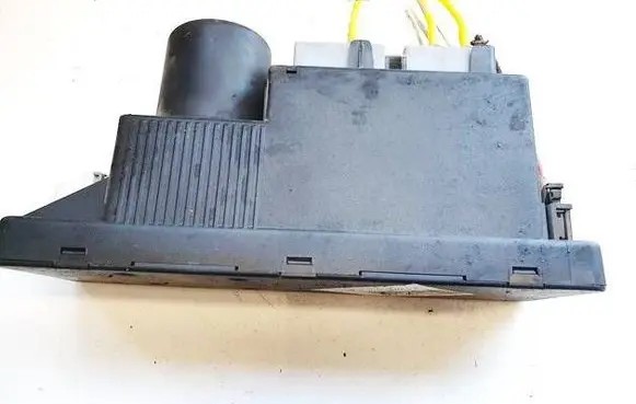 Mercedes-Benz CLK A208 C208 Vacuum pump 2108002548 0132006364