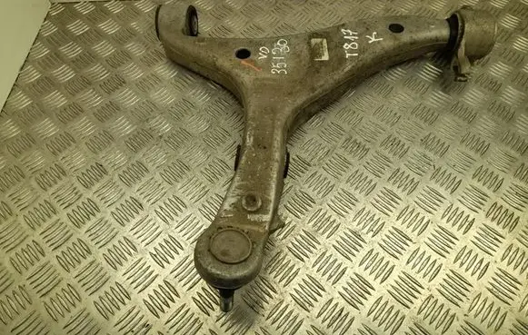 Jeep Grand Cherokee Front lower control arm/wishbone 04877717AB