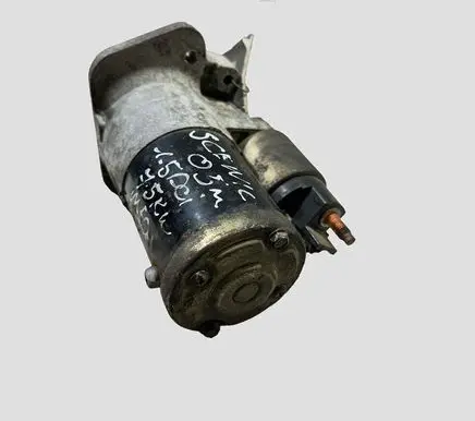 Renault Scenic II - Grand scenic II Starter motor M000T21471 8200399594