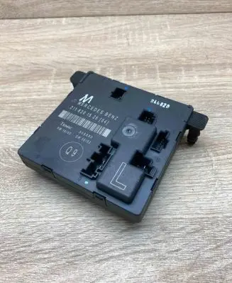 Mercedes-Benz E W211 Door control unit/module 2118201526 356805