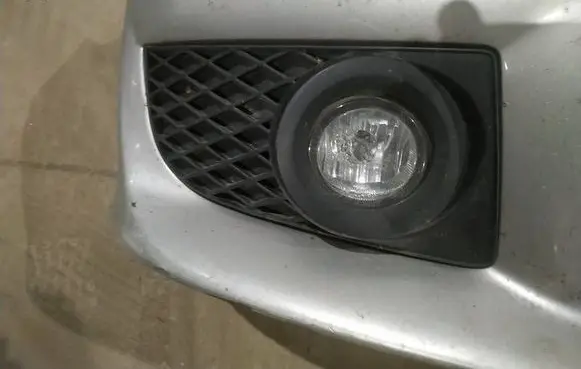 Mazda Premacy Front bumper lower grill 