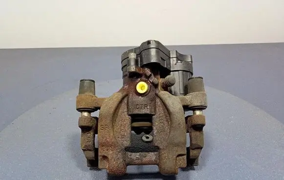 Rear brake caliper