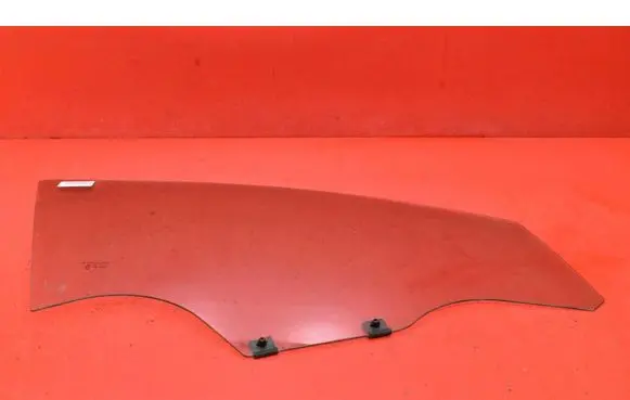Dacia Sandero Front door window glass four-door 