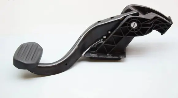 BMW X1 U11 Brake pedal 6891135