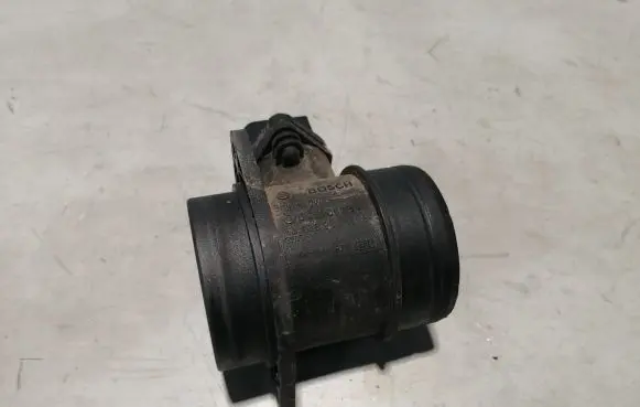 Volkswagen Golf Plus Mass air flow meter 038906461B 0281002531