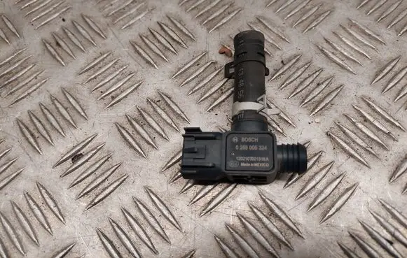 Tesla Model S Valve vacuum 0265005324