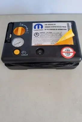 Chrysler Pacifica Tire air pump compressor 04726542AD