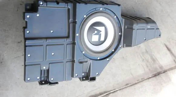 Mitsubishi Pajero Subwoofer speaker 200KM