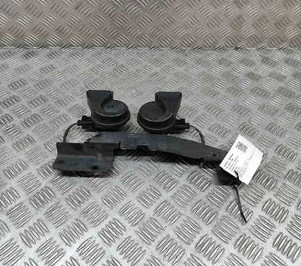 Audi Q7 4L Horn signal 4L0951221A 4L0951223A