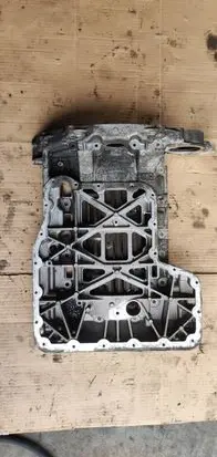 Jaguar XJ X351 Oil sump 9X2Q6U004CC