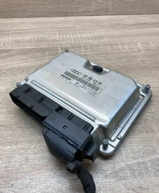 Audi A6 S6 C5 4B Engine control unit/module ECU 038906019HM 0281011046