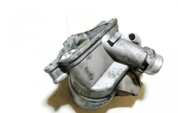 BMW 3 F30 F35 F31 Engine oil radiator 7516383 7570085