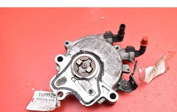 Jaguar XJ X350 Vacuum pump 4R802A451AF