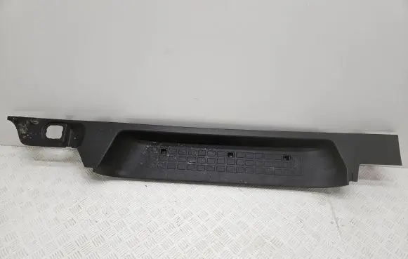 Peugeot Expert Rear sill trim cover 9808681577