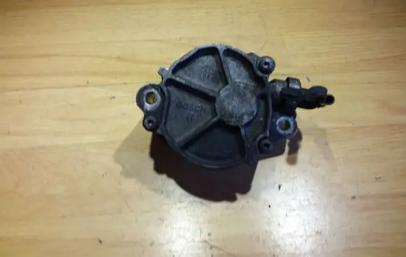 Vacuum pump