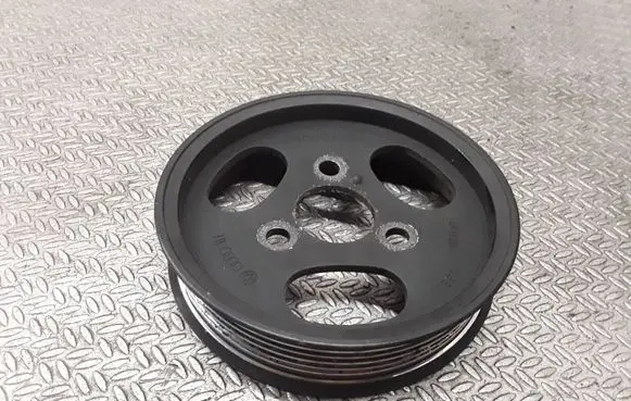 Volkswagen Phaeton Power steering pump pulley 07D145256E