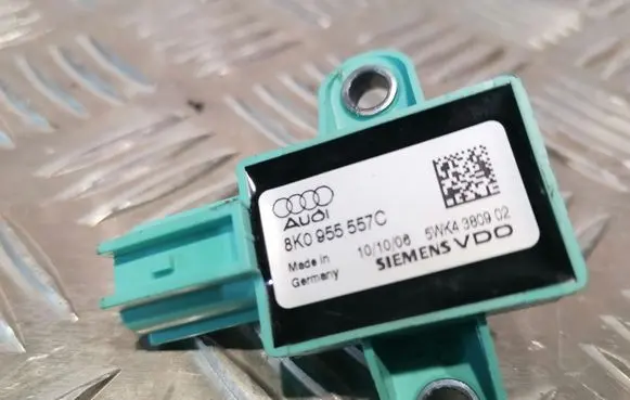 Audi Q5 SQ5 Airbag deployment crash/impact sensor 8K0955557C