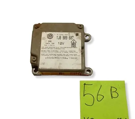 Volkswagen PASSAT B5.5 Airbag control unit/module 1J0909607