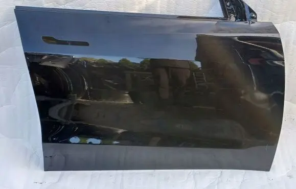 Tesla Model Y Front door