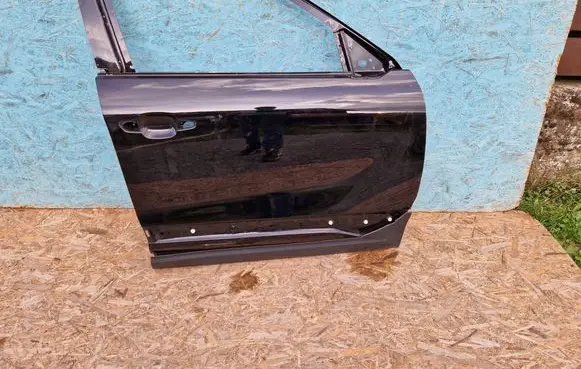 Opel Mokka B Front door