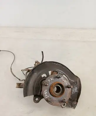 Toyota Yaris Front wheel hub NOCODE