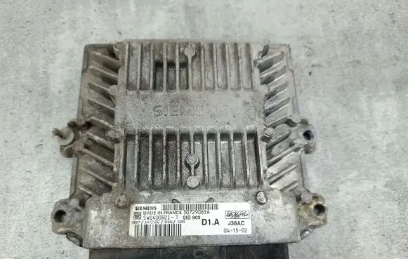 Volvo V50 Engine control unit/module ECU