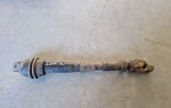 Mitsubishi L200 Steering column universal joint