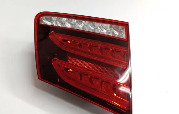 Mercedes-Benz E W212 Tailgate rear/tail lights A2129062103