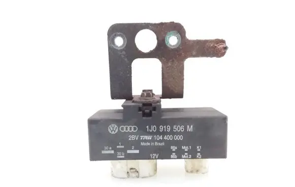 Skoda Fabia Mk1 (6Y) Coolant fan relay 1J0919506M