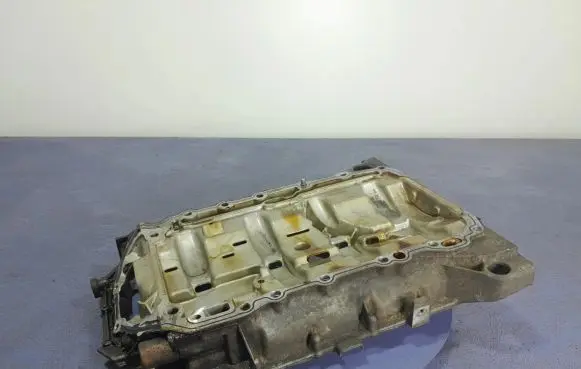 Oil sump