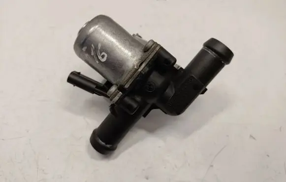 BMW 3 F30 F35 F31 Coolant heater control valve 64119254742
