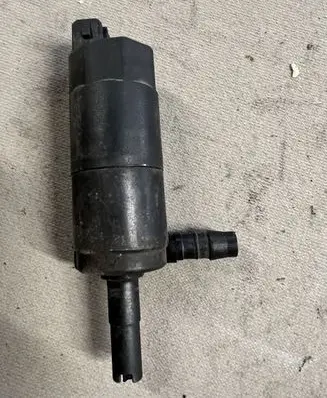 Opel Frontera B Headlight washer pump 