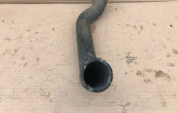 Volvo XC90 Engine coolant pipe/hose 30680913