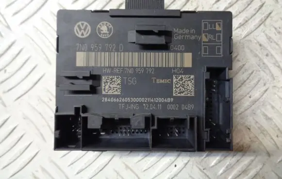 Skoda Yeti (5L) Door control unit/module 7N0959792D