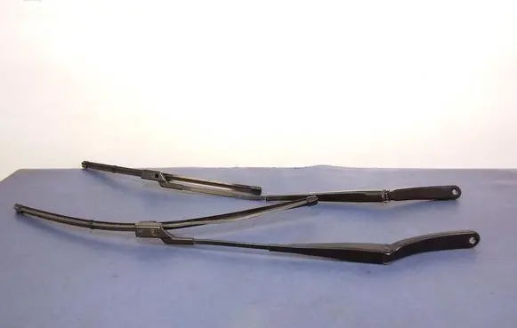 Ford Focus Front wiper blade arm JX7B17526AB