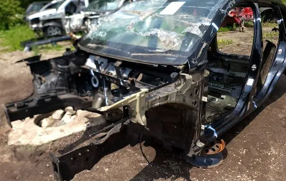 Front quarter panel