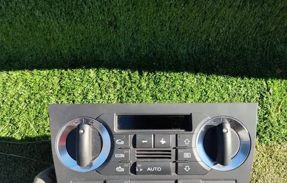 Audi A3 S3 8P Climate control unit 8P0820043AC