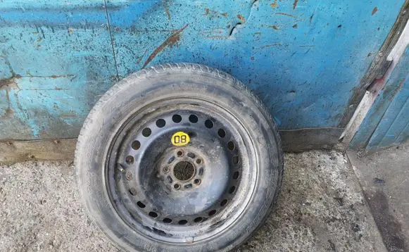 Ford Mondeo Mk III R16 spare wheel 