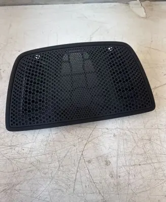 BMW 7 G11 G12 Dash center speaker trim cover 9345348 0939200008