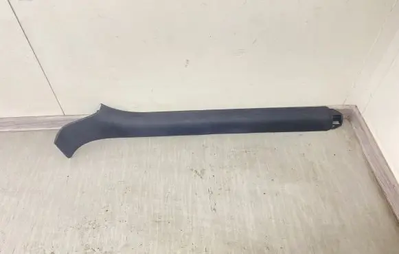 Audi A5 8T 8F Front sill trim cover 8F0853905