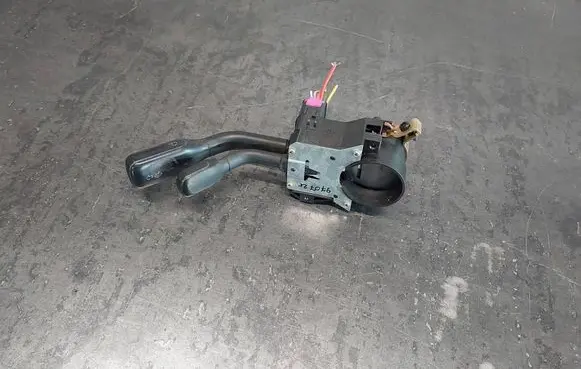 Audi A4 S4 B5 8D Indicator stalk 4D0953513 4D0953513A 4D0953513B