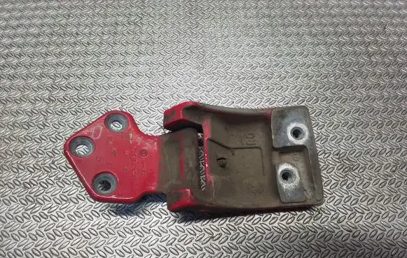 Rear door upper hinge