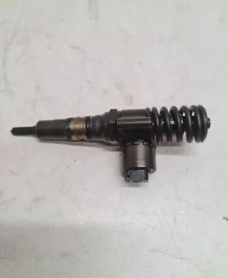 Audi A6 S6 C6 4F Fuel injector 03G130073G