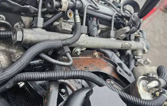 Mercedes-Benz E W210 Fuel main line pipe A6110700095 A6110780149 0445214004